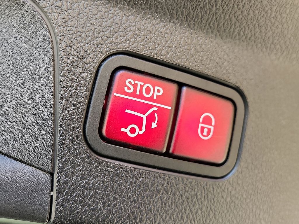 Thumbnail: 2022 Mercedes-Benz GLE - 32