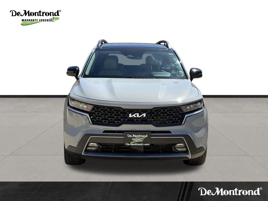 Used 2022 Wolf Gray Kia X-Line EX image 2