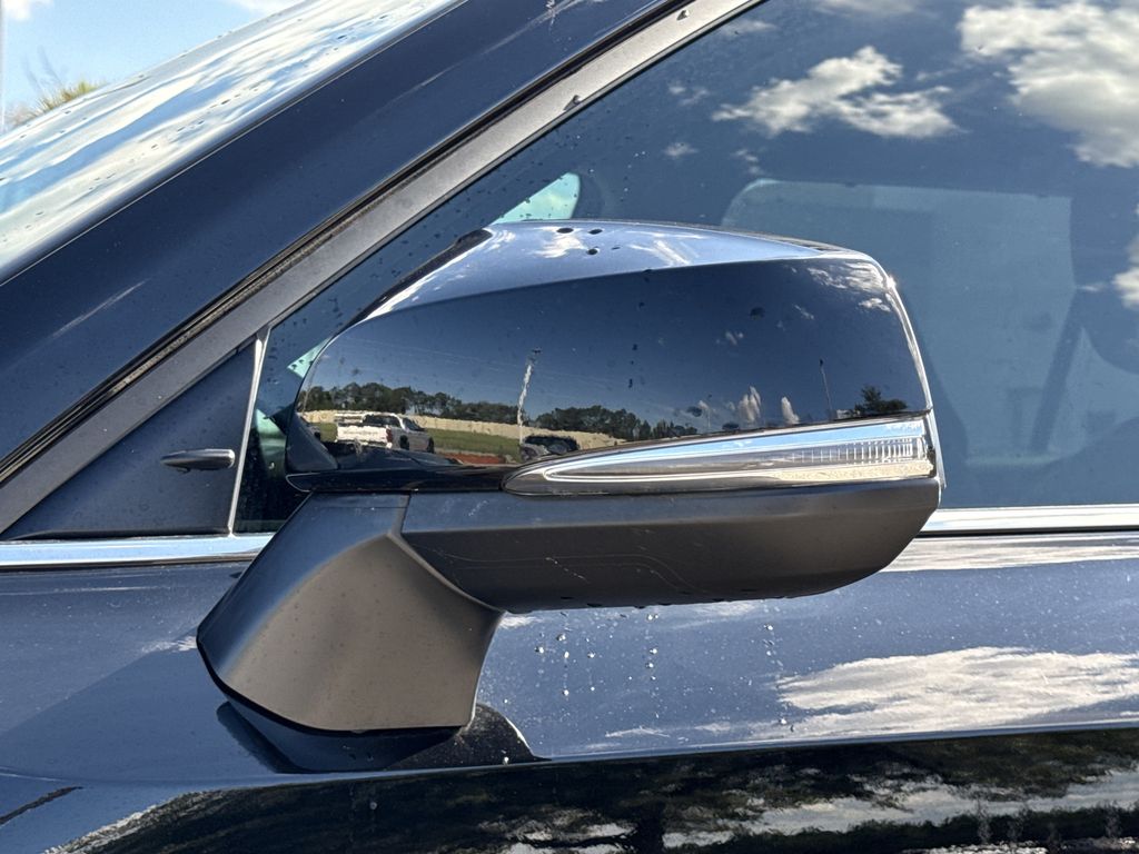 Used 2025 Toyota Grand Highlander SUV