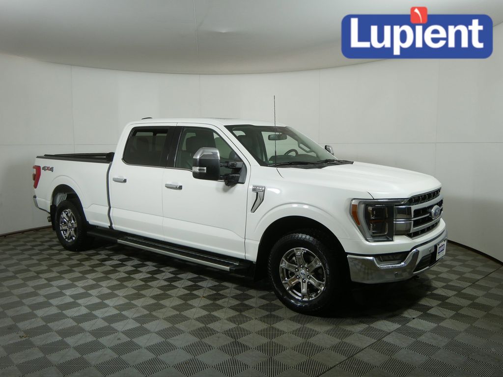 White Metallic 2022 Ford F-150 Lariat SuperCrew 4WD Pickup Truck Four-Wheel Drive Automatic