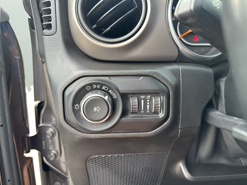 Used Car 2019 Jeep Wrangler  Sport S For Sale Under $25,000 In Austin, Texas