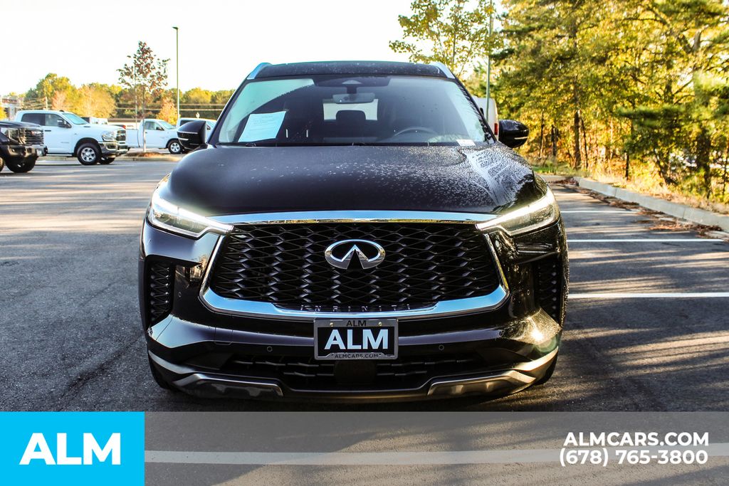 Used 2023 Black INFINITI Sensory image 10