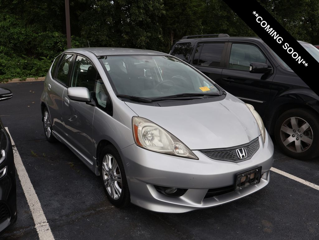 Alabaster Silver Metallic 2011 Honda Fit Hatchback Front-Wheel Drive 5-Speed Automatic