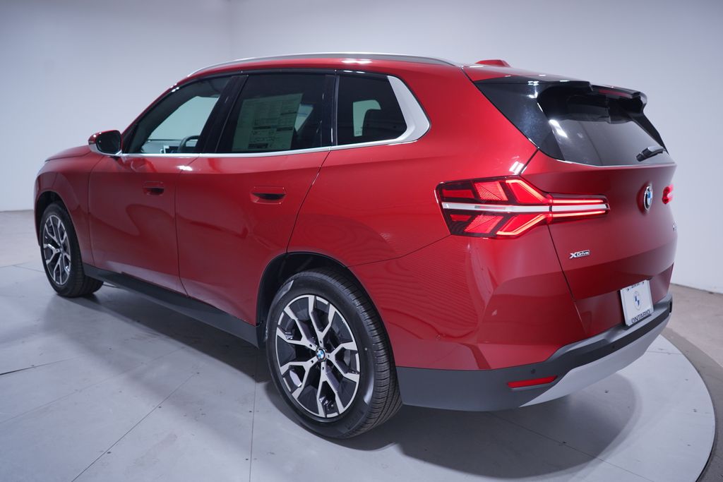 Thumbnail: 2026 BMW X3 - 3