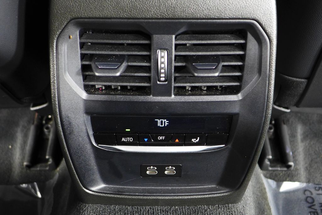 Thumbnail: 2023 BMW 3 Series - 24