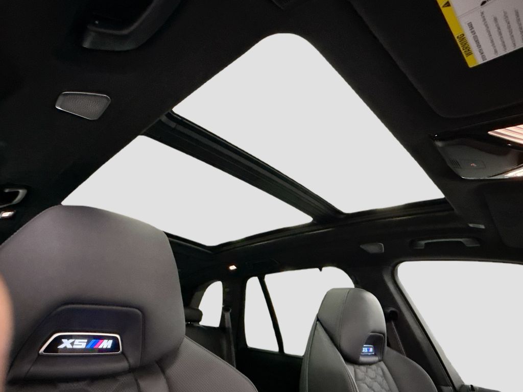 Thumbnail: 2026 BMW X5 - 17