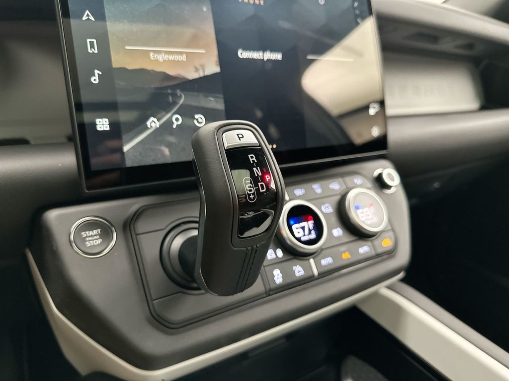 Thumbnail: 2026 Land Rover Defender - 12