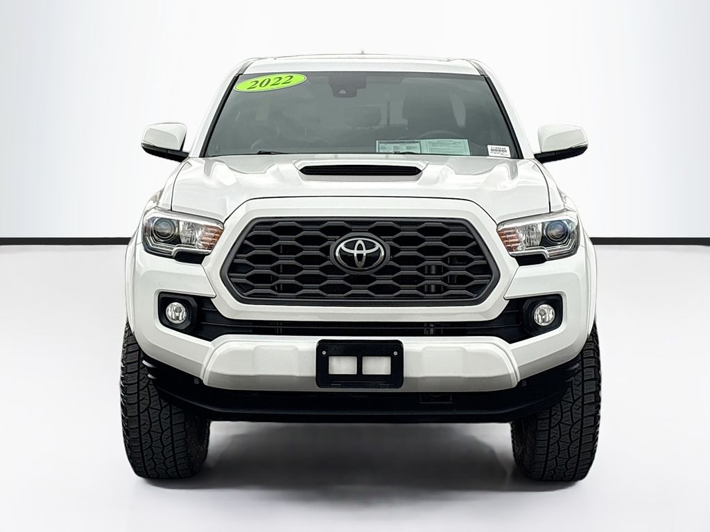 Thumbnail: 2022 Toyota Tacoma - 2