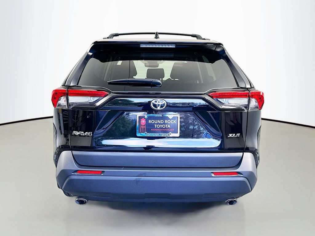 Thumbnail: 2025 Toyota RAV4 - 6