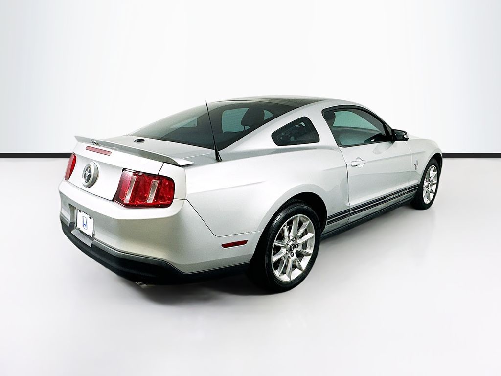 2010 Ford Mustang V6 5