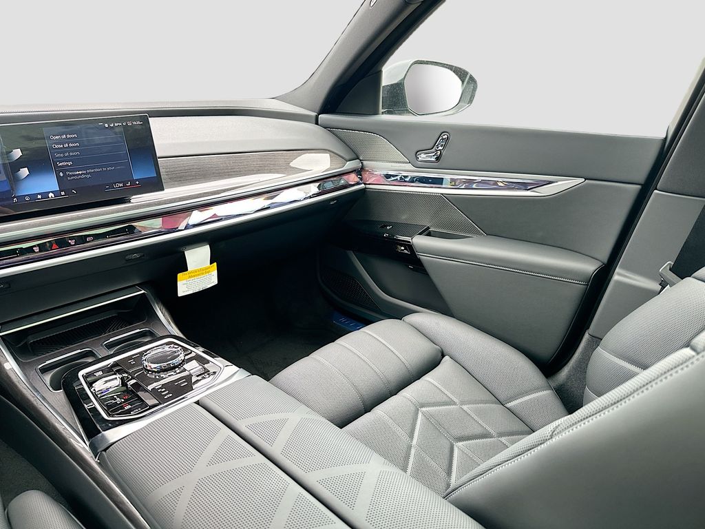 New 2026 Black BMW 760i xDrive image 25