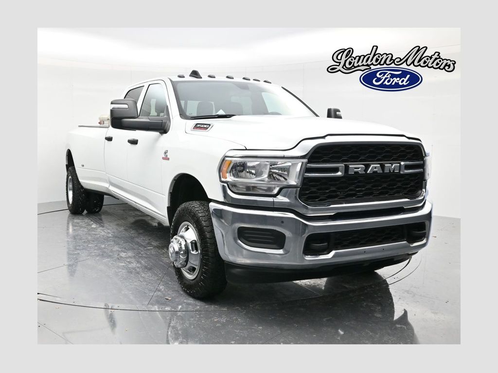 Bright White Clearcoat 2024 RAM 3500 Tradesman Crew Cab LB DRW 4WD Pickup Truck Four-Wheel Drive 6-Speed Automatic