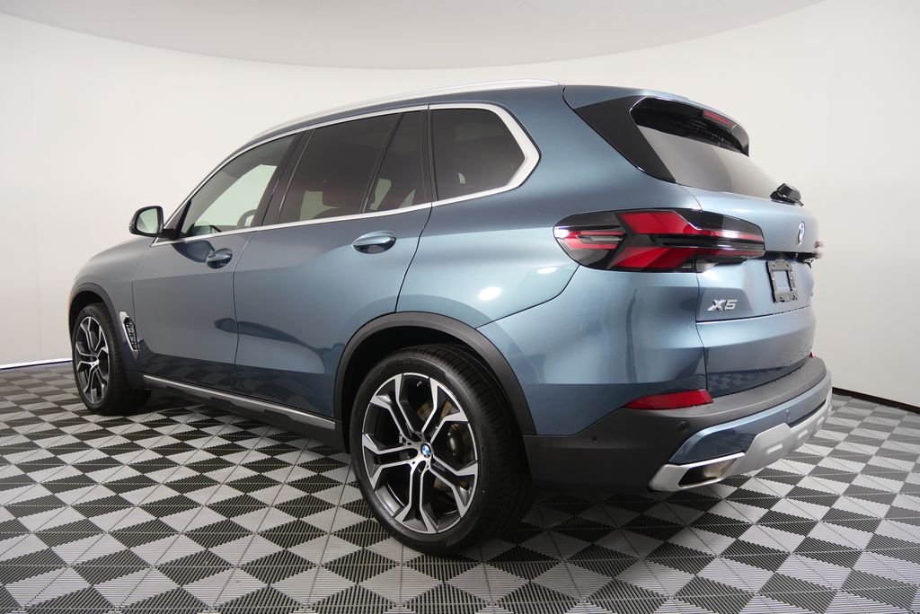 Thumbnail: 2025 BMW X5 - 5