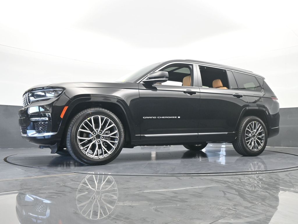 New 2025 Diamond Black Crystal Pearlcoat Jeep Summit image 67