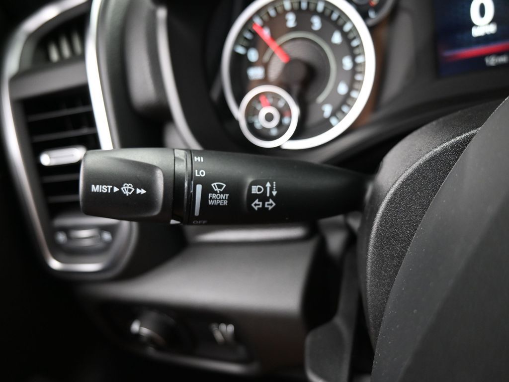 Used 2025 Diamond Black Crystal Pearlcoat Ram Big Horn/Lone Star image 38