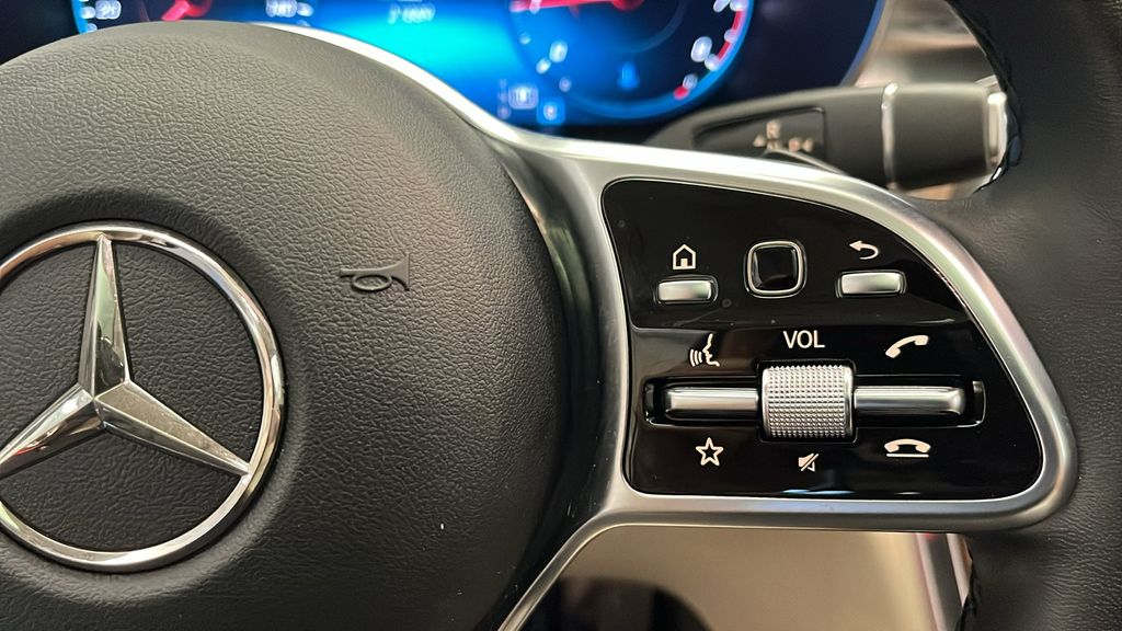 2022 Mercedes-Benz GLC 300 15