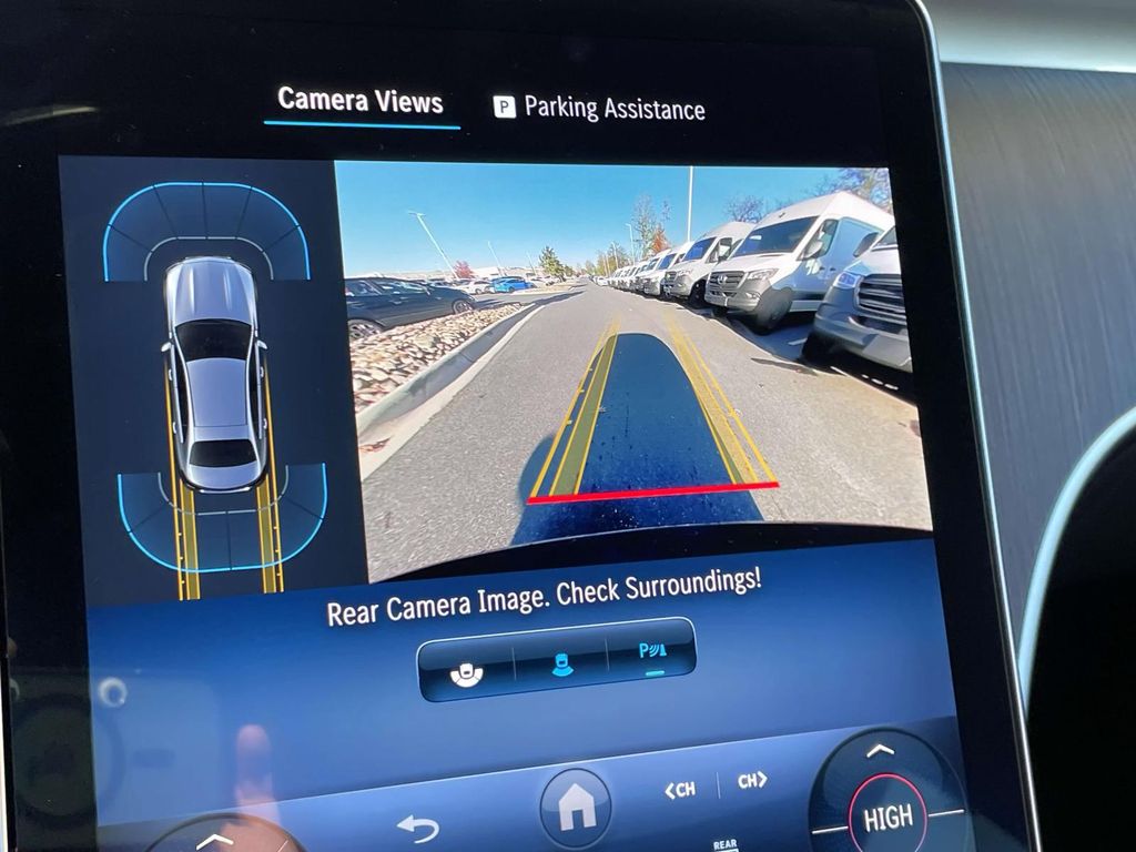 Thumbnail: 2025 Mercedes-Benz C-Class - 28