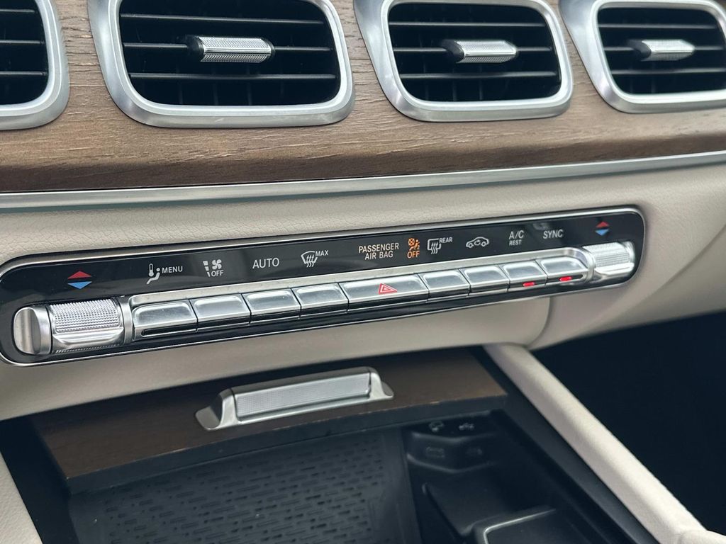 Thumbnail: 2023 Mercedes-Benz GLE - 21