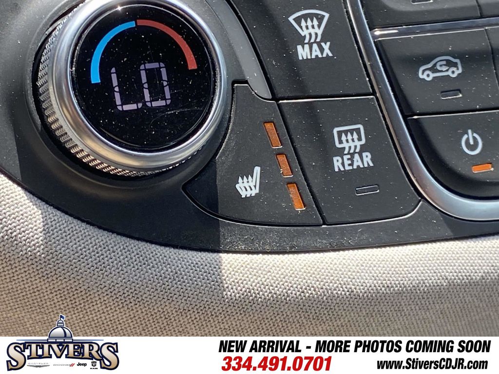 2025 Lakeshore Blue Metallic Chevrolet Malibu LT FWD Sedan