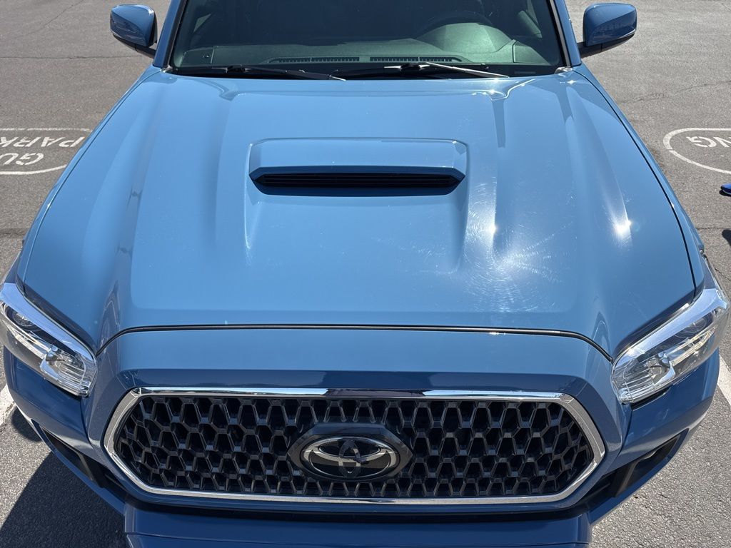 Thumbnail: 2019 Toyota Tacoma - 6