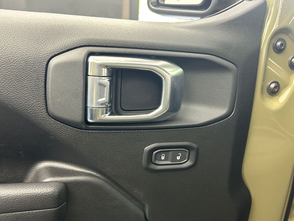 New 2026 Pj5 Jeep Sport image 15