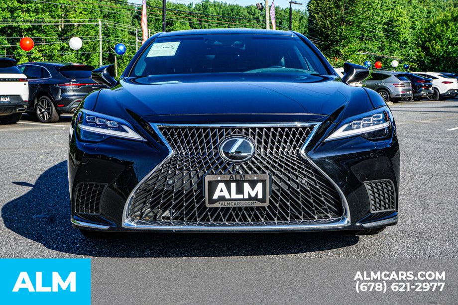 Used 2022 Black Lexus 500 Base image 10