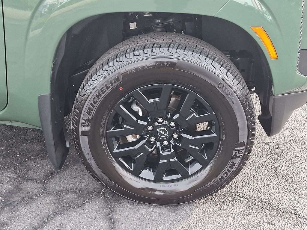 Thumbnail: 2026 Nissan Frontier - 8