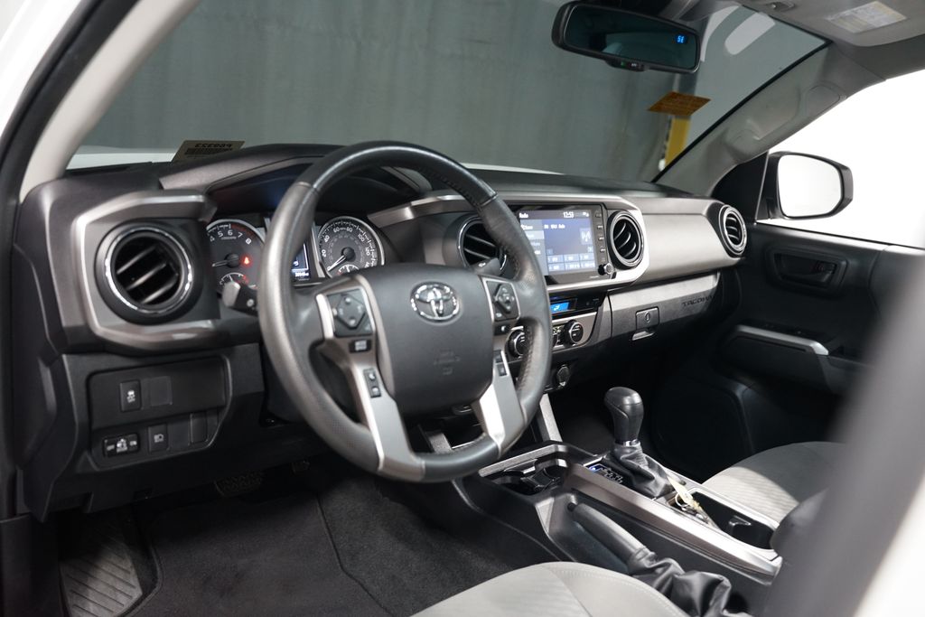 Thumbnail: 2023 Toyota Tacoma - 12