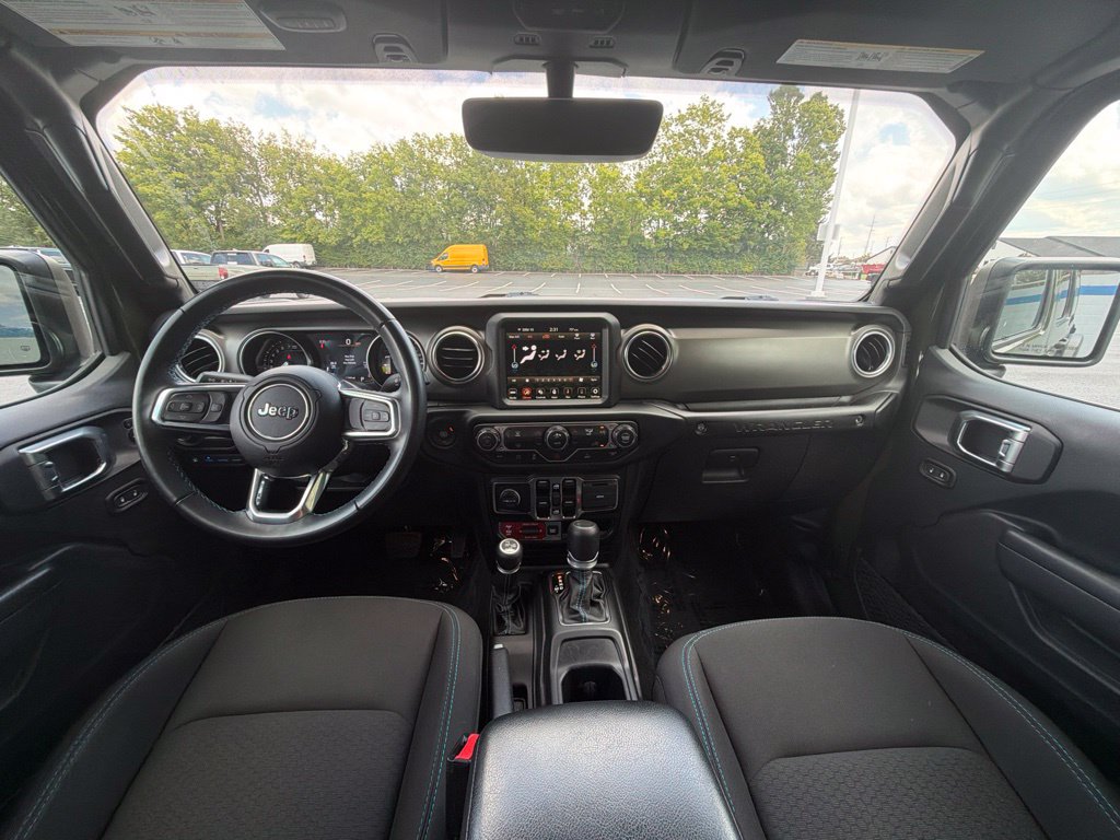 Thumbnail: 2022 Jeep Wrangler - 11