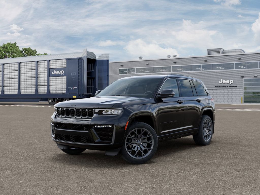 2026 Jeep Grand Cherokee Summit 4x4's photo