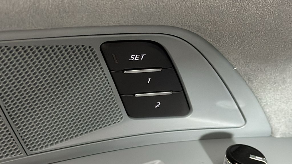 2025 Audi e-tron GT Premium Plus 30