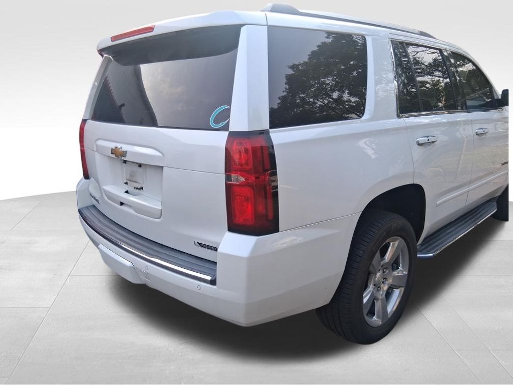 Used 2017 Beige Chevrolet Premier image 3