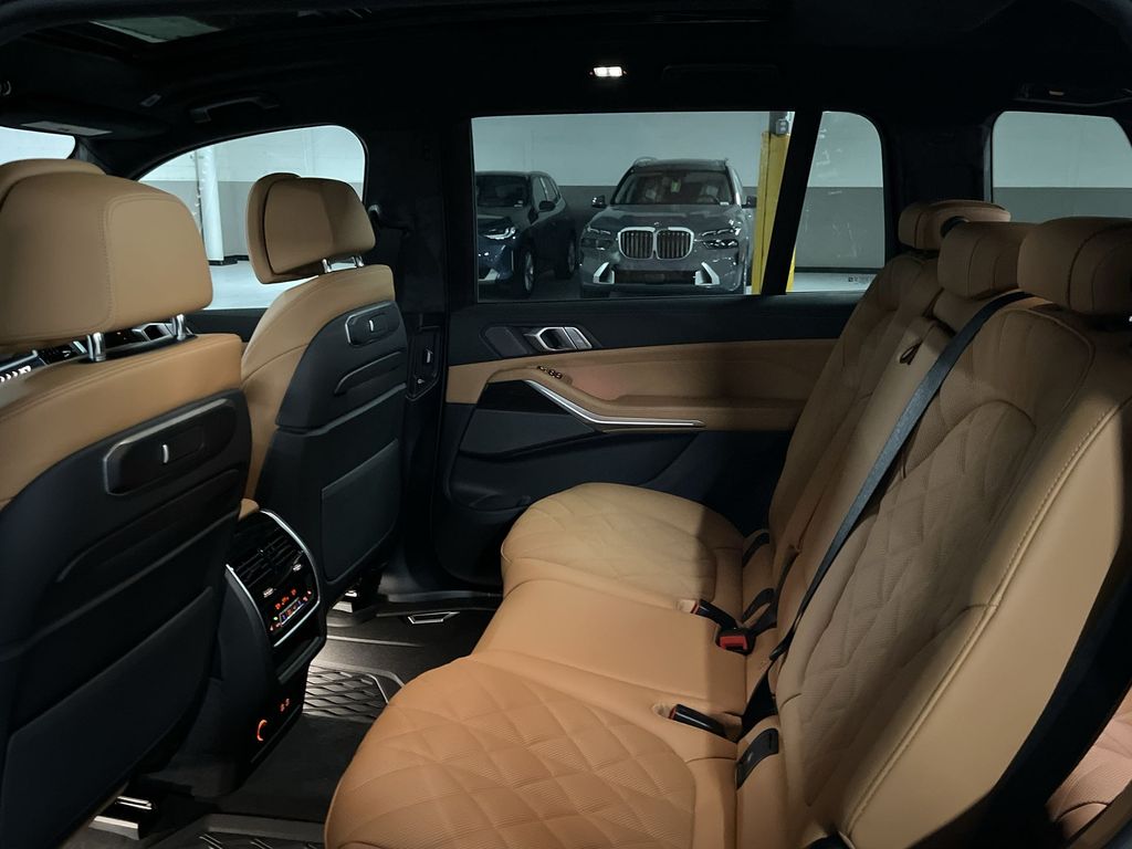 2026 BMW X7 xDrive40i 23