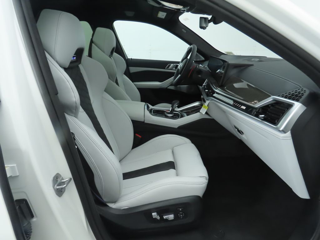 2026 BMW X6 M Competition 22