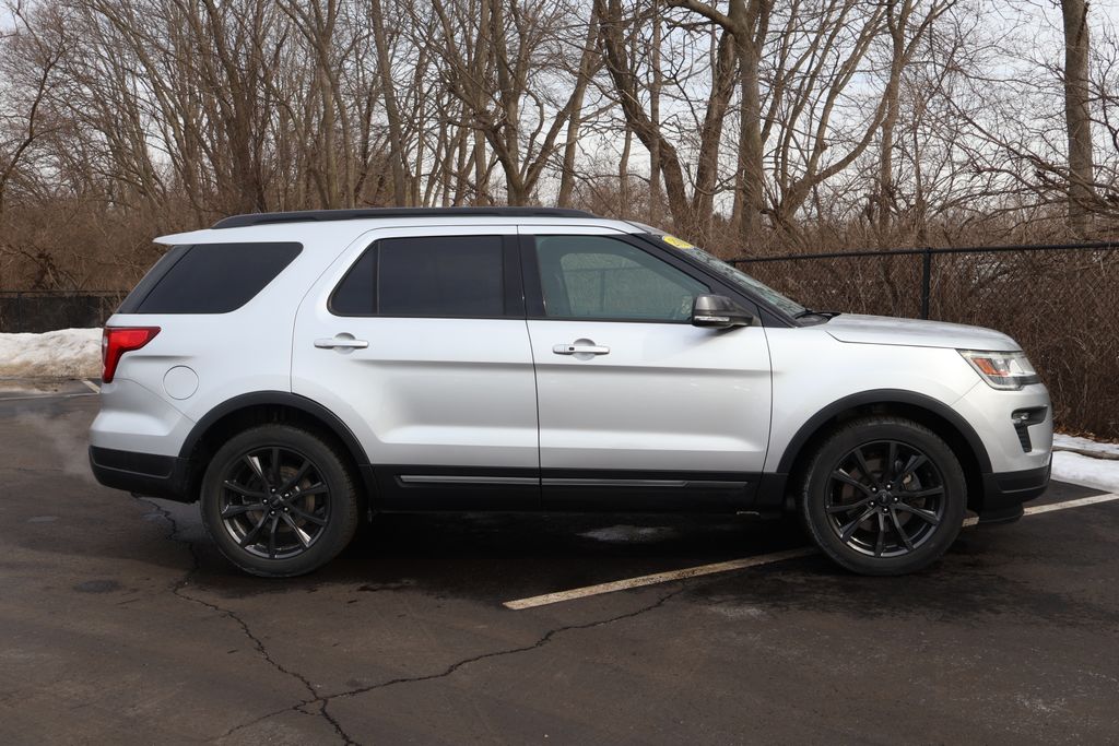 Thumbnail: 2019 Ford Explorer - 9