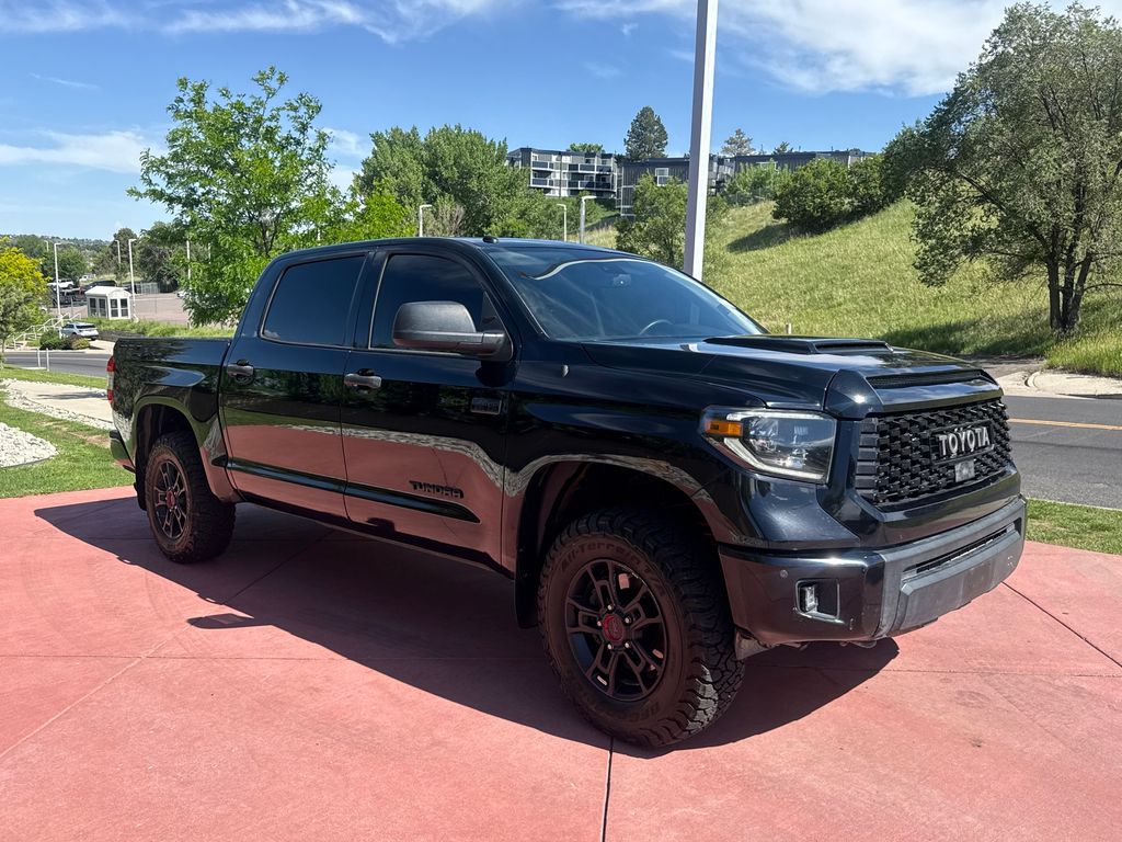 Midnight Black Metallic 2019 Toyota Tundra Pickup Truck Four-Wheel Drive 6-Speed Automatic