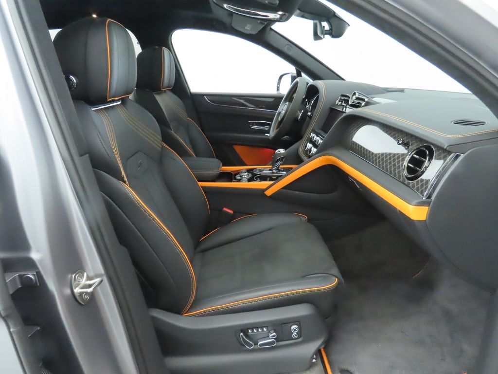 Thumbnail: 2024 Bentley Bentayga - 21