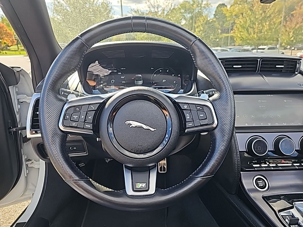 2021 Jaguar F-TYPE R 28