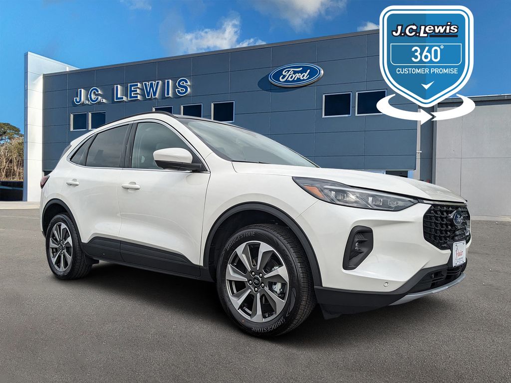 2025 Ford Escape Platinum