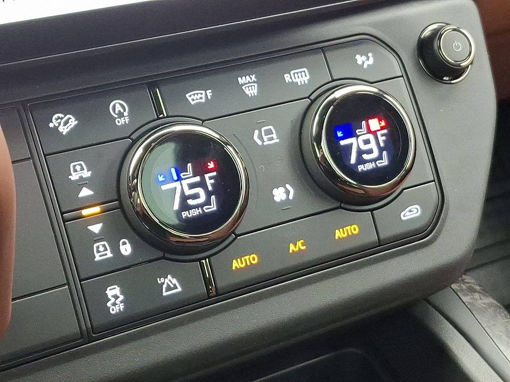 Thumbnail: 2026 Land Rover Defender - 13