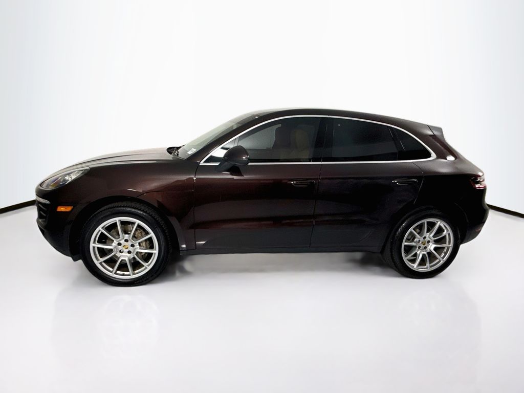 Thumbnail: 2018 Porsche Macan - 8