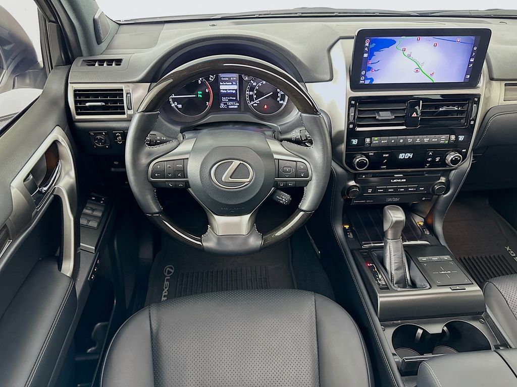 2023 Lexus GX 460 Luxury 23