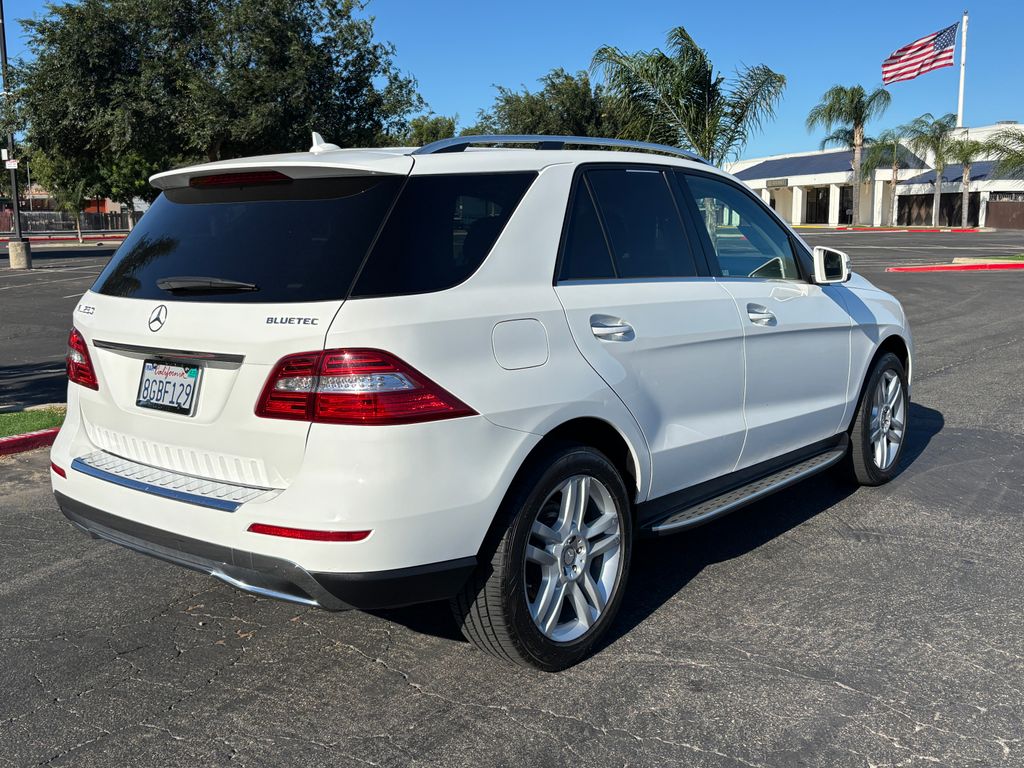 Thumbnail: 2015 Mercedes-Benz M-Class - 5