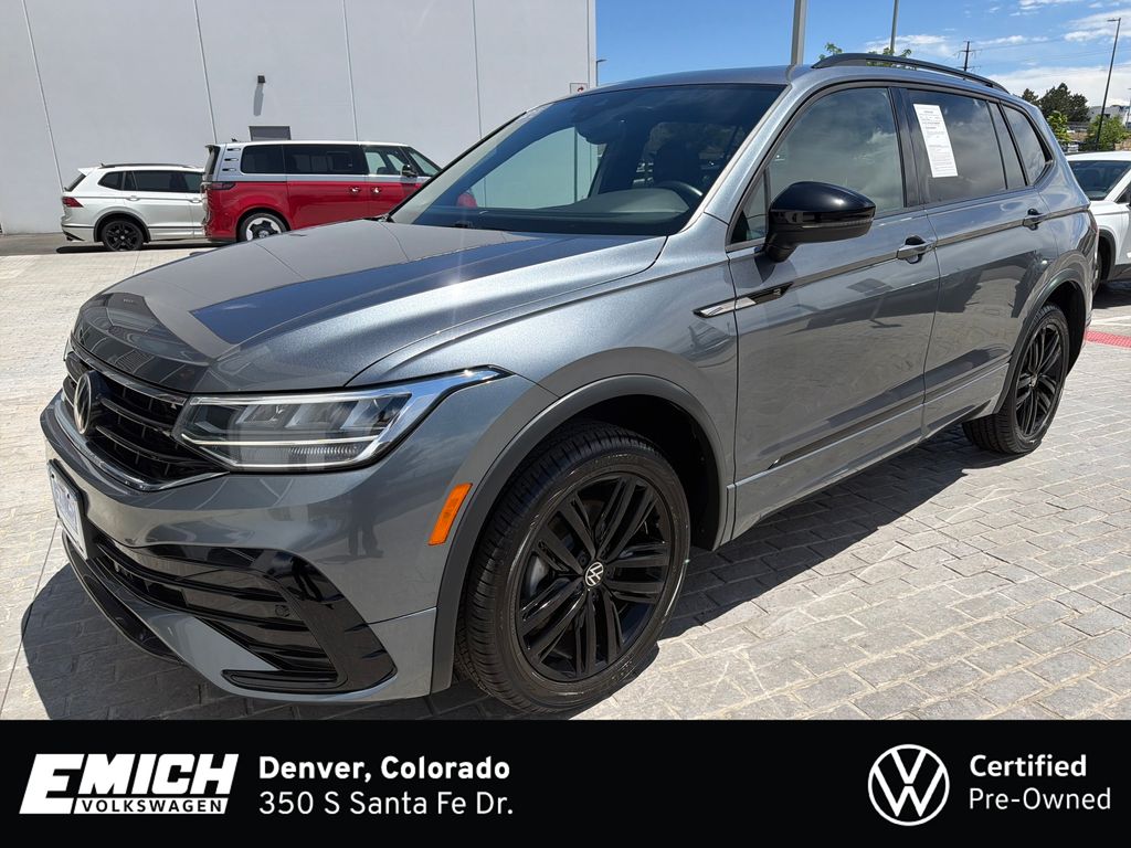 Platinum Gray Metallic 2022 Volkswagen Tiguan SUV / Crossover All-Wheel Drive 8-Speed Automatic