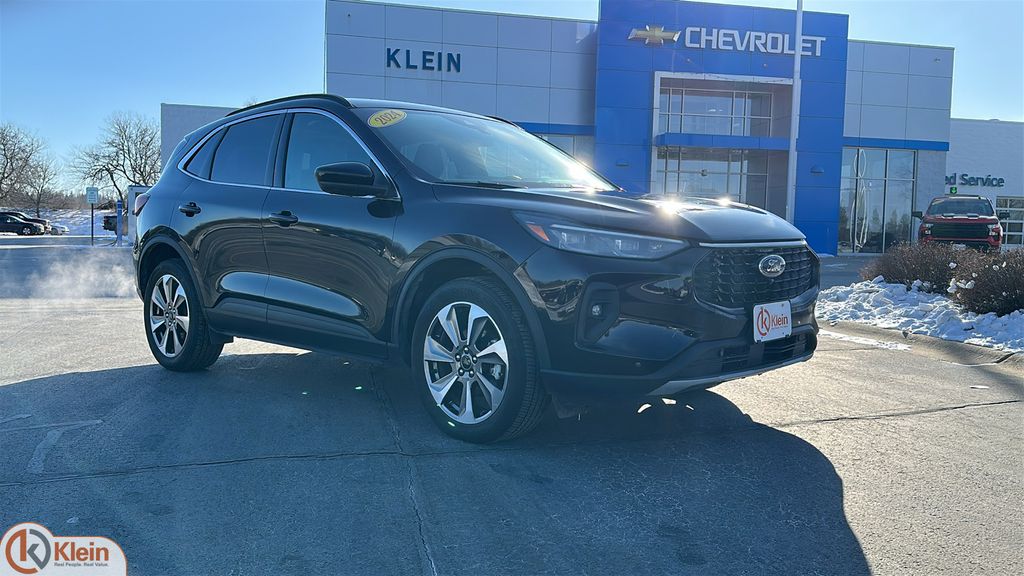 2024 Ford Escape Platinum AWD