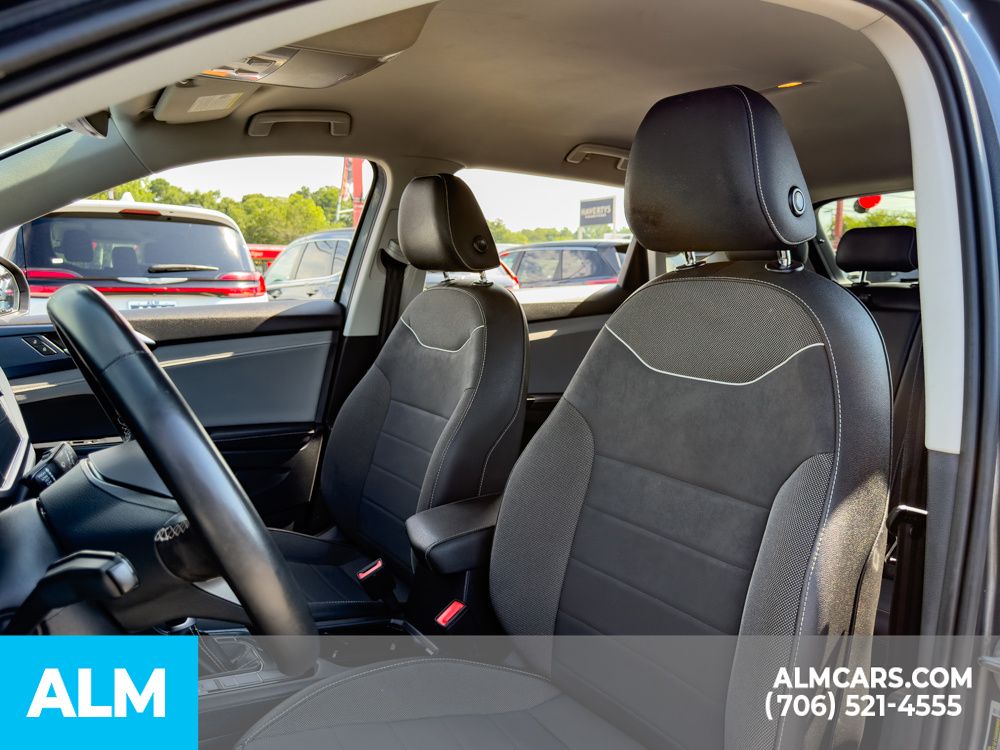 Used 2024 Black Volkswagen 1.5T SE image 6