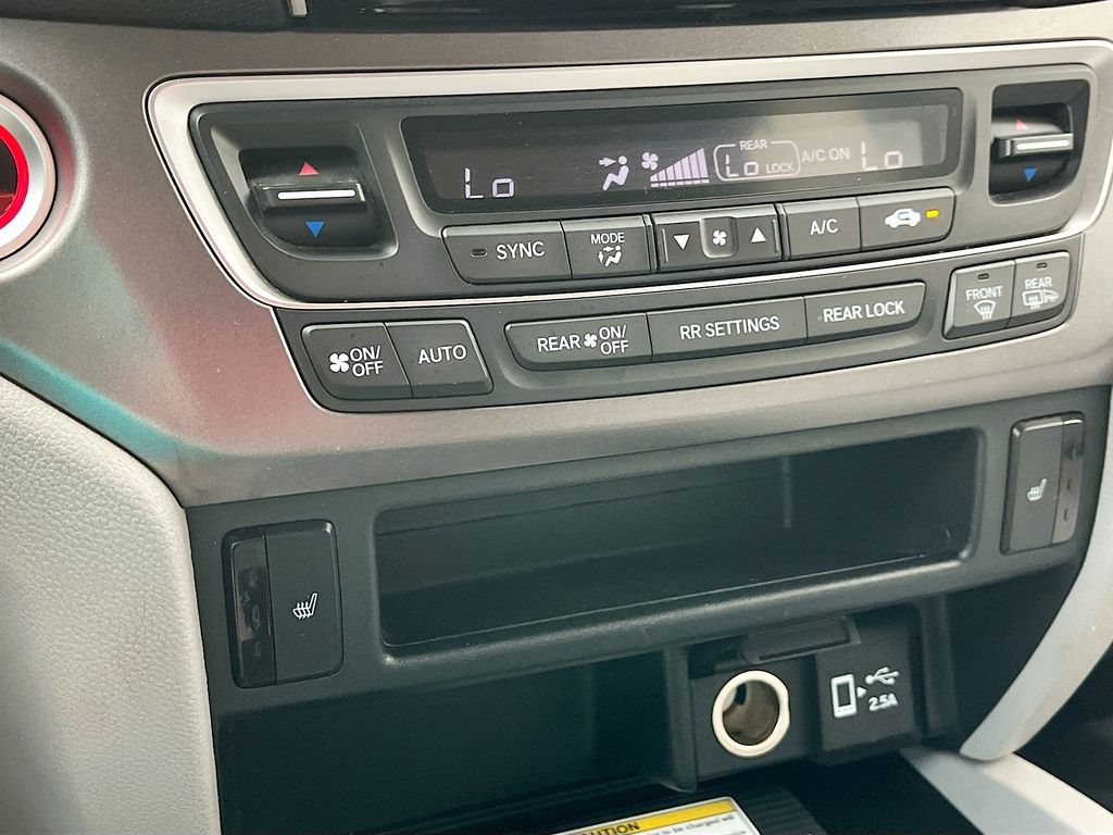 2022 Honda Pilot Special Edition Silver at Classic Elite Chevrolet Sugar Land