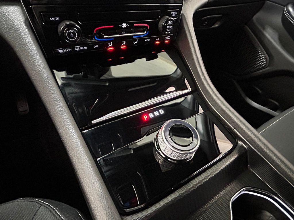 Used 2025 Bright White Clearcoat Jeep Laredo image 19