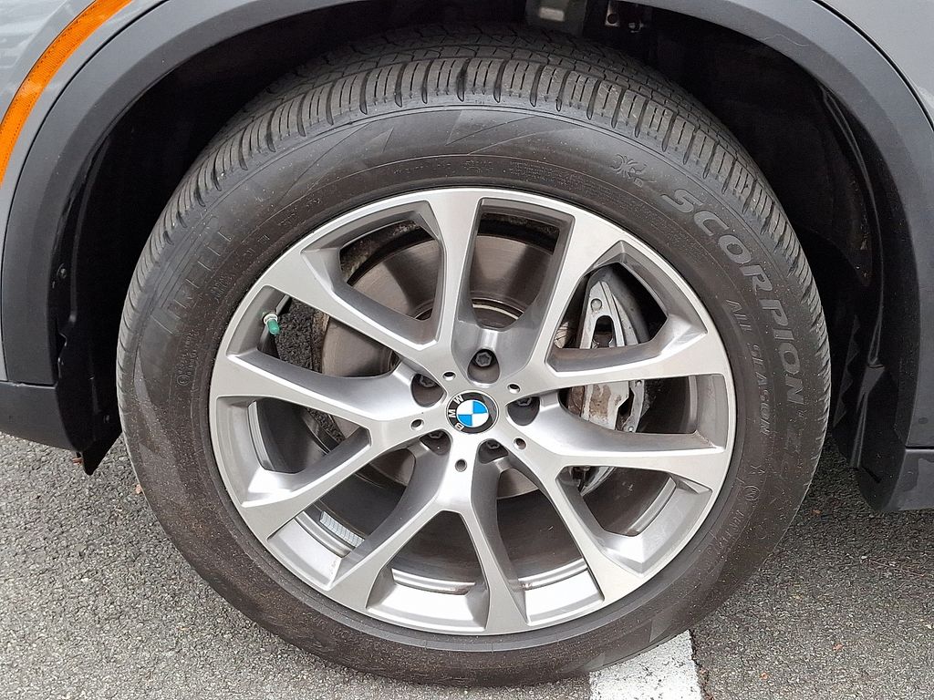 Thumbnail: 2024 BMW X5 - 8