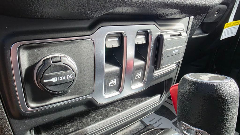 2026 Jeep Wrangler 2-Door Sport - Photo 31